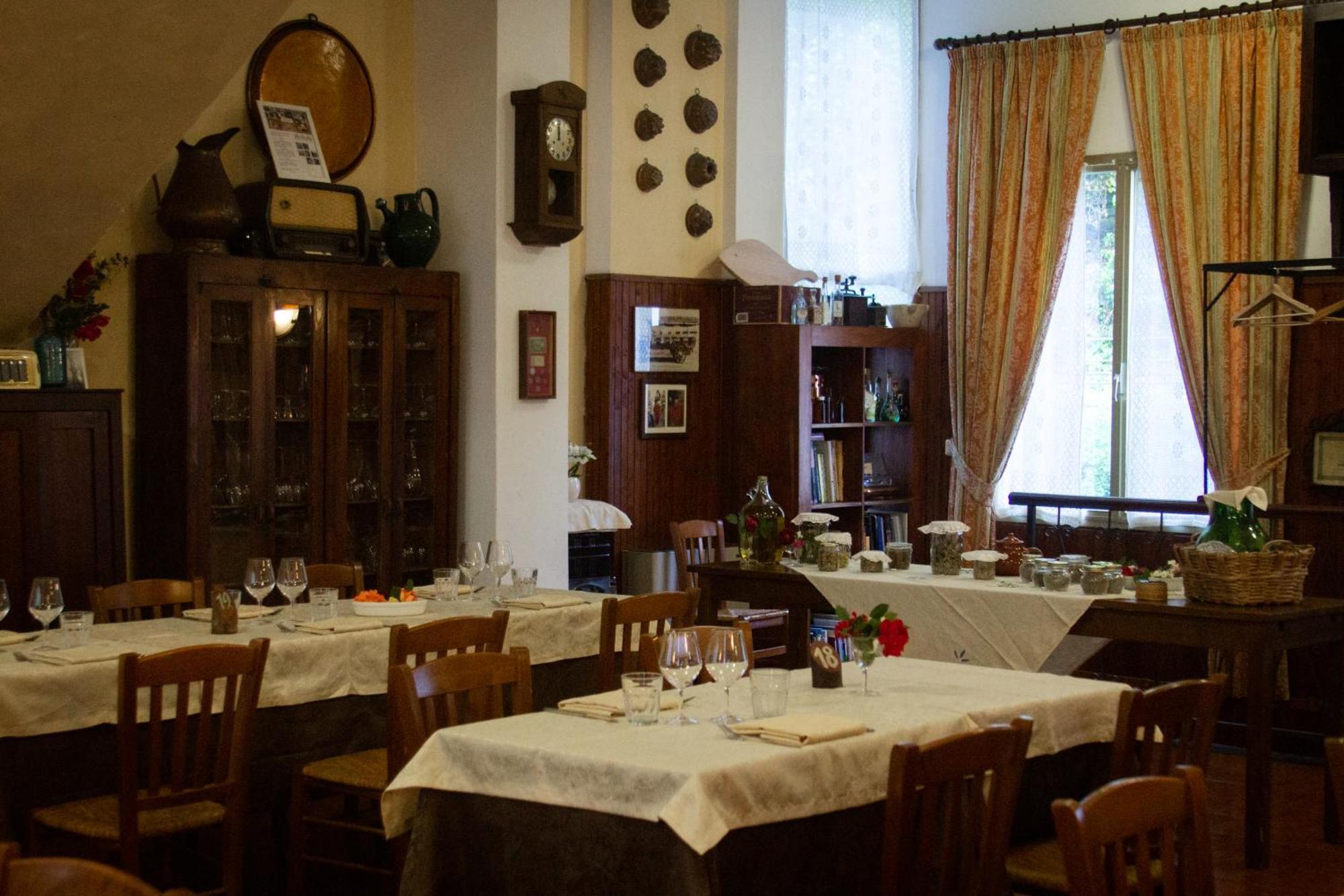 Albergo Santo Spirito Molini di Triora 外观 照片